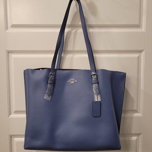 NWT - Coach Mollie Tote - Periwinkle Blue